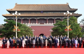 中华民族伟大复兴势不可挡