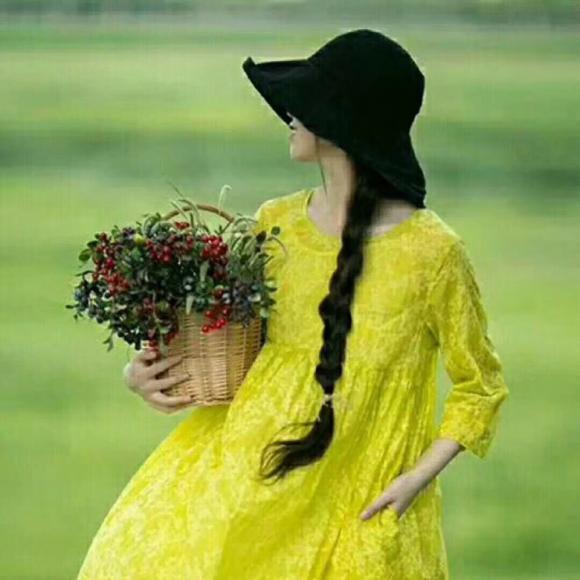 e6db89aa4d0a16e066a92e00442fb4a9~640x640.jpg
